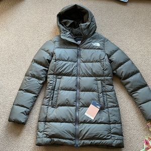 The North Face Gotham Parka New Taupe Green with tags. Size M